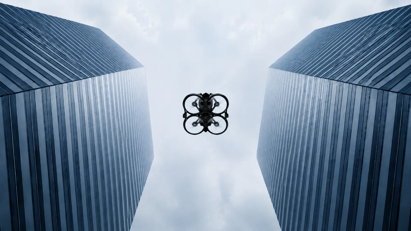 Drone and Smart Imaging Brand: Coordinating Official Account Growth from Short Video to Livestream Conversion